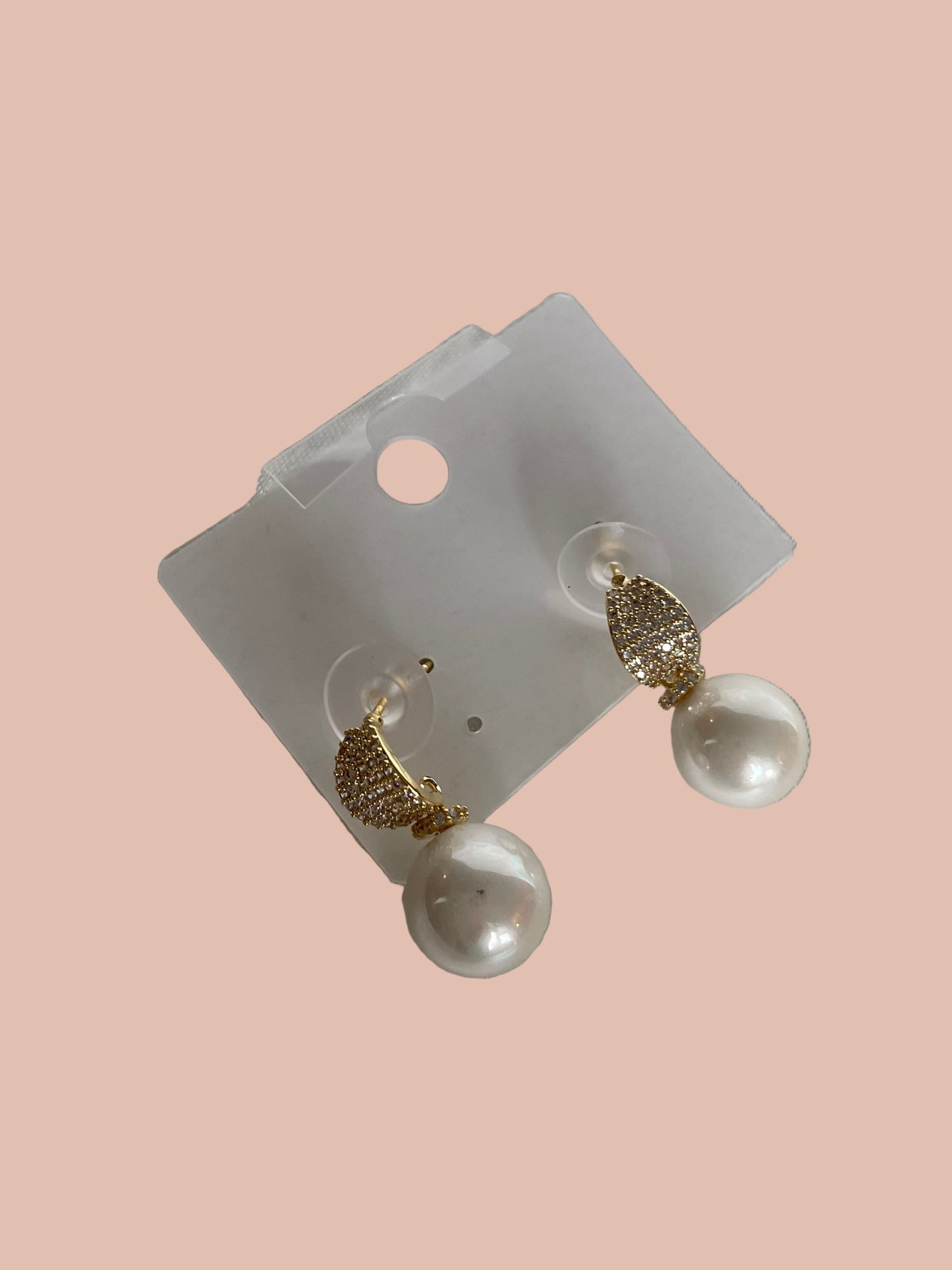 Boucles d’oreilles.Armine