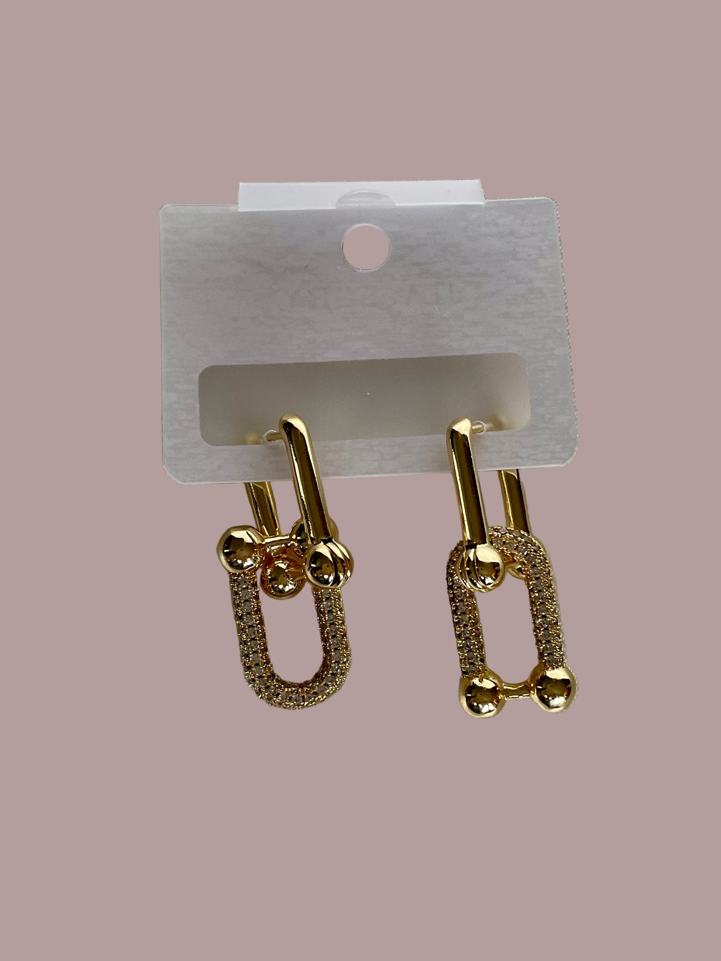 Boucles d’oreilles. Camélia