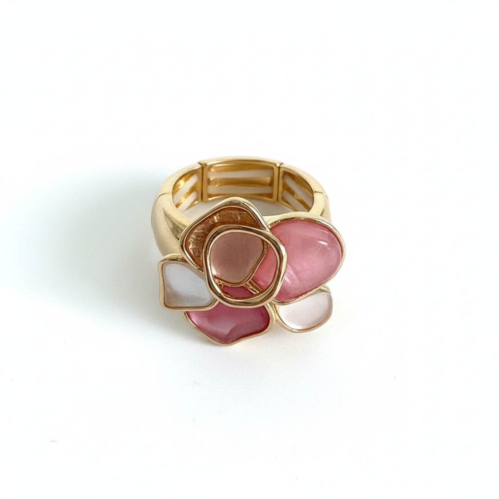 Bague Géode vue de dessus sur fond blanc