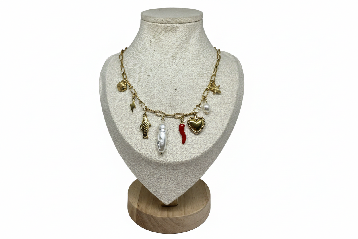 Collier Sandra fond blanc