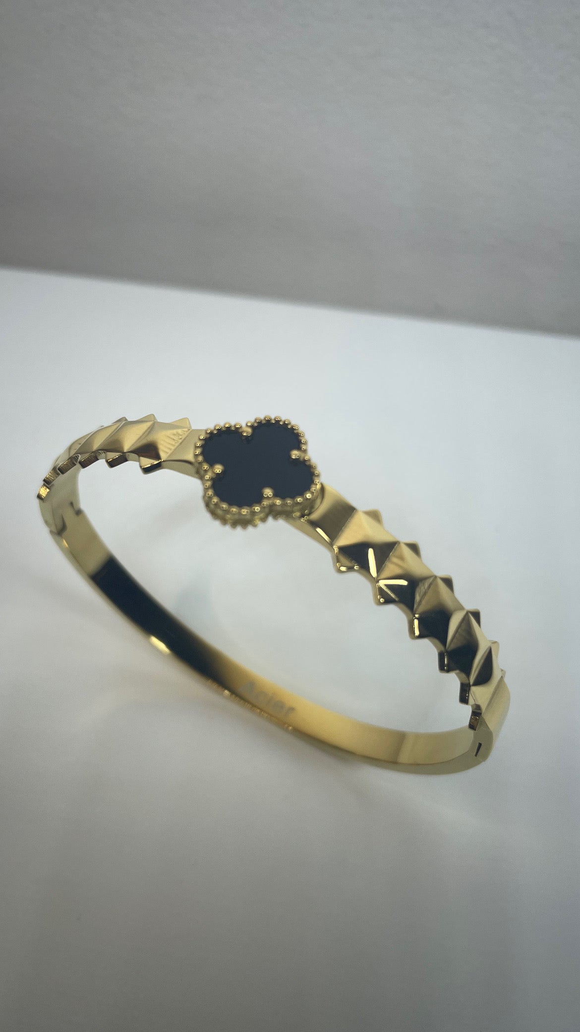 Bracelet émeraude noir