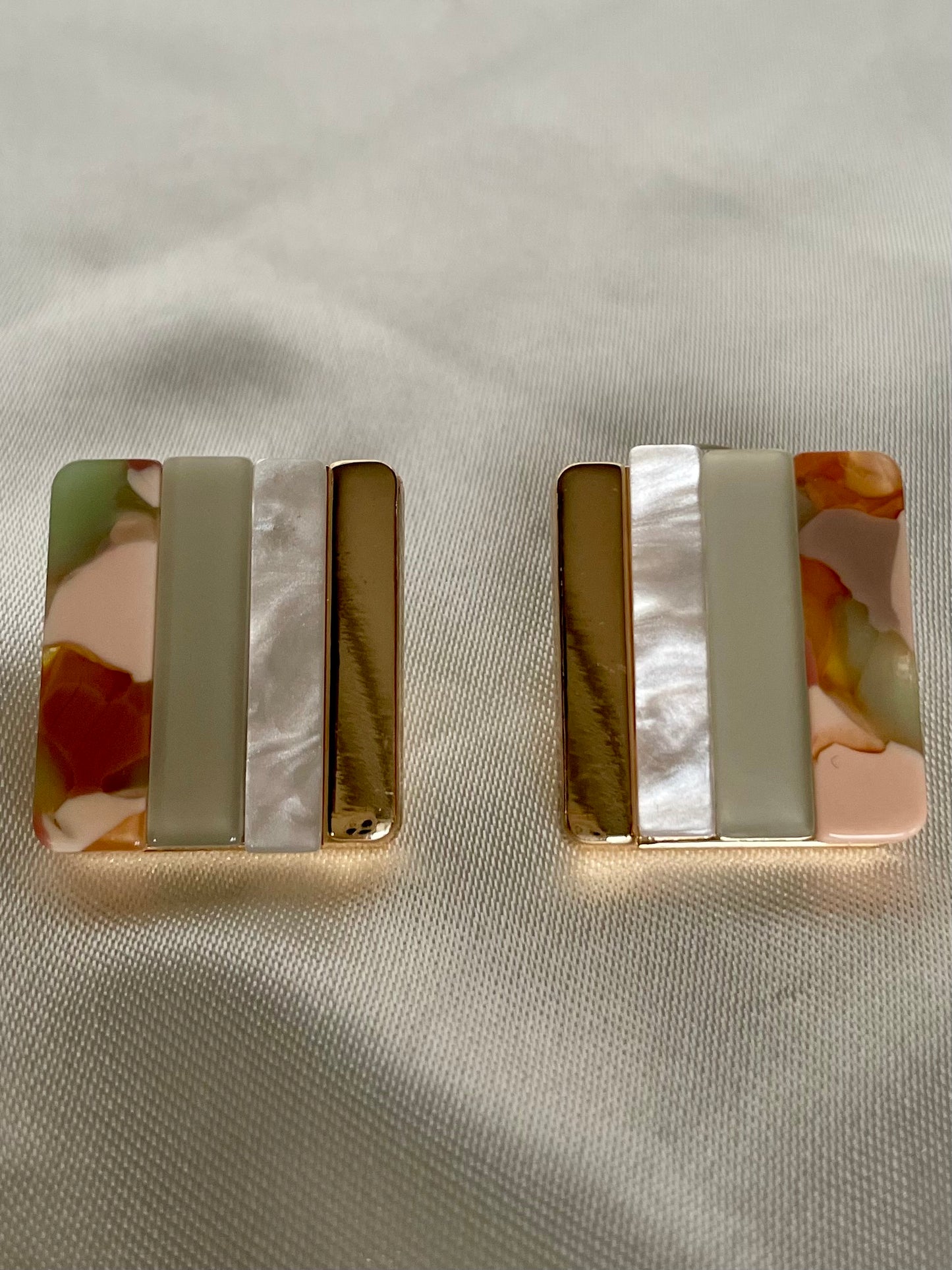 Boucles d’oreilles.Aline