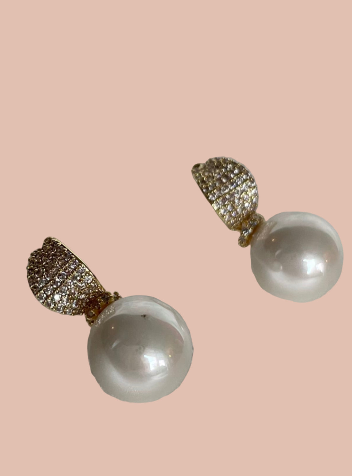 Boucles d’oreilles.Armine