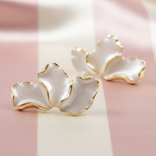 Boucles d’oreilles Pétales Nacrés