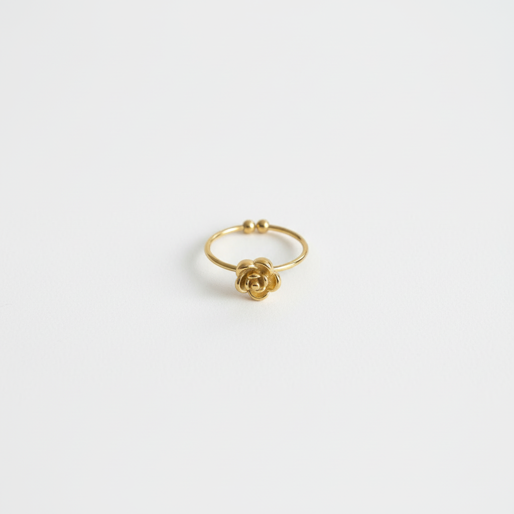 Bague Rose - fond blanc pur