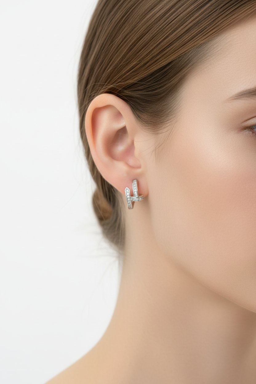 Boucles d'oreilles Clou d'argent - Photo portée