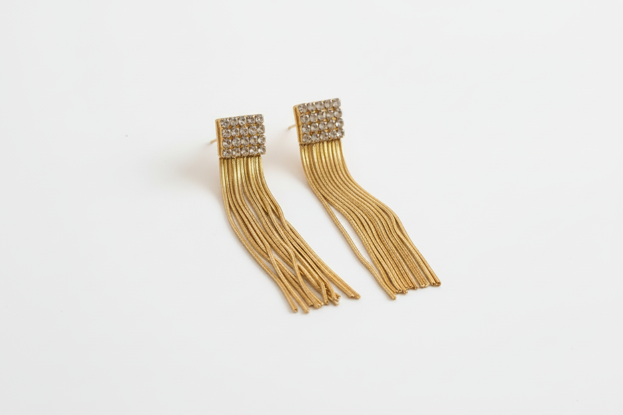 Boucles d'oreilles à franges fond blanc angle