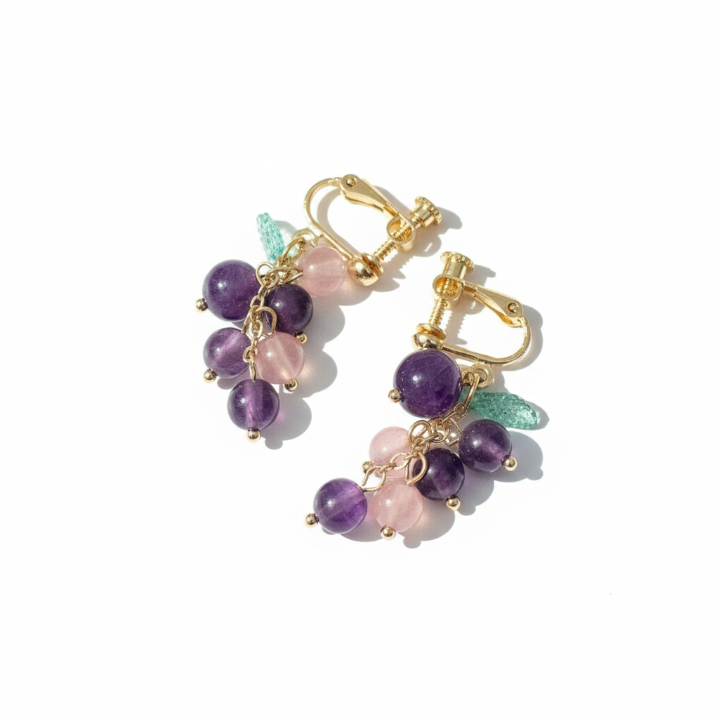 Boucles d'Oreilles Grappe fond blanc