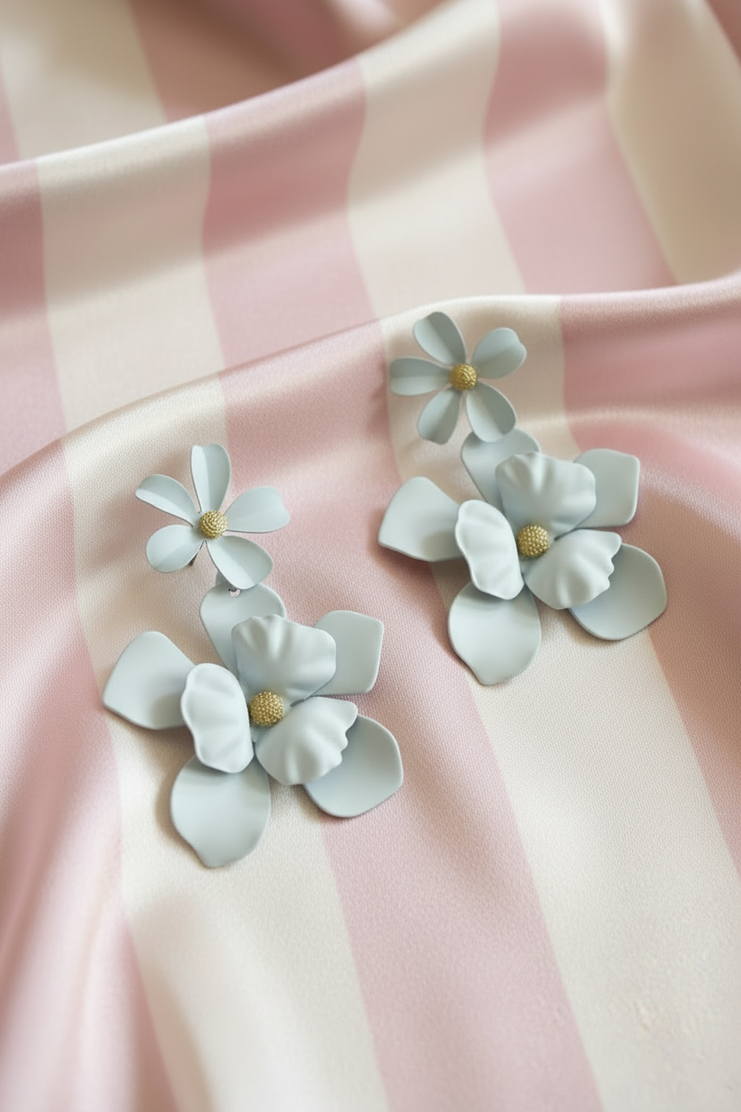 Boucles fleurs bleu ciel - vue lifestyle