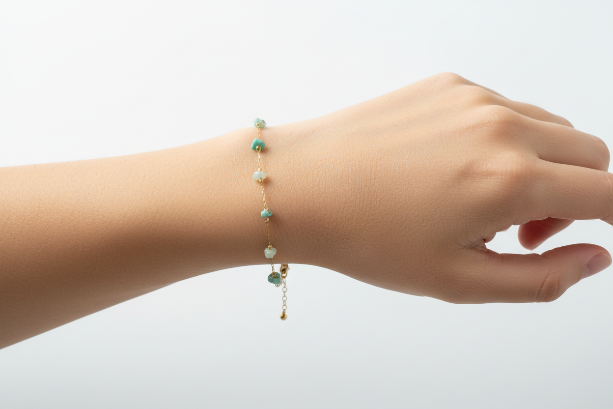 Bracelet Amazonite vert sur poignet