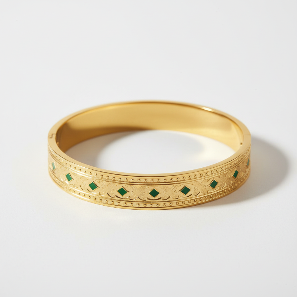 Bracelet Amira vert vue de face fond blanc