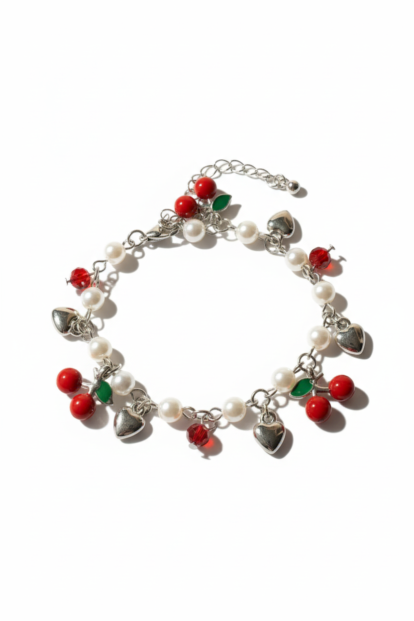 Bracelet cerises perles cœurs complet fond blanc