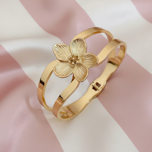 Bracelet fleur - vue 2 angle latéral
