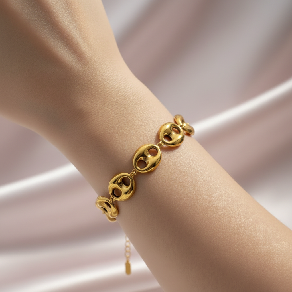 Bracelet grain de café mat - fond rayé rose satiné 1