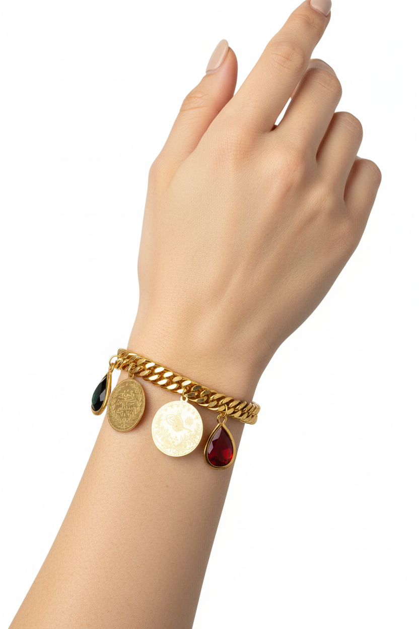 Bracelet Louis d'Or sur main