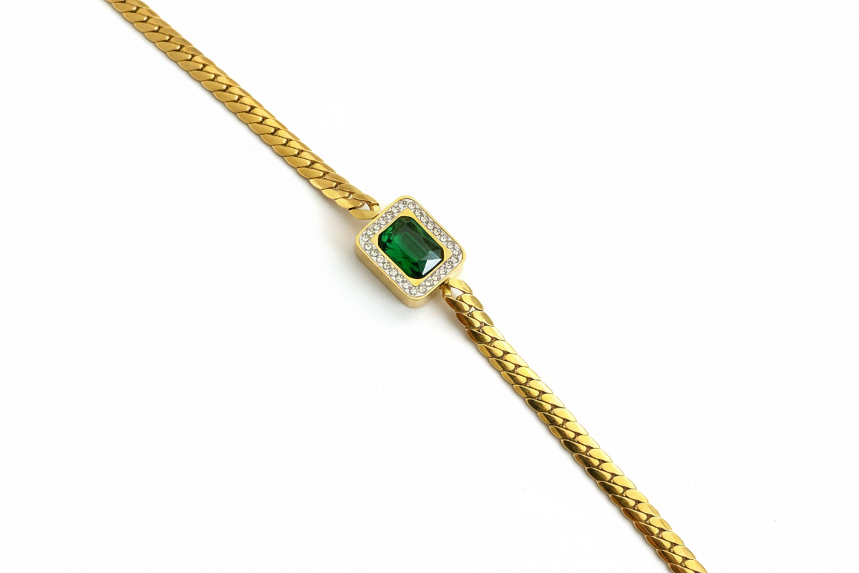 Bracelet Nora doré fond blanc