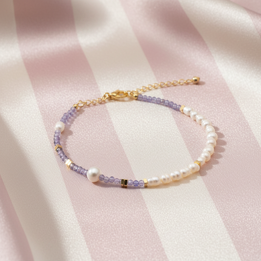 Bracelet perles lavande à plat