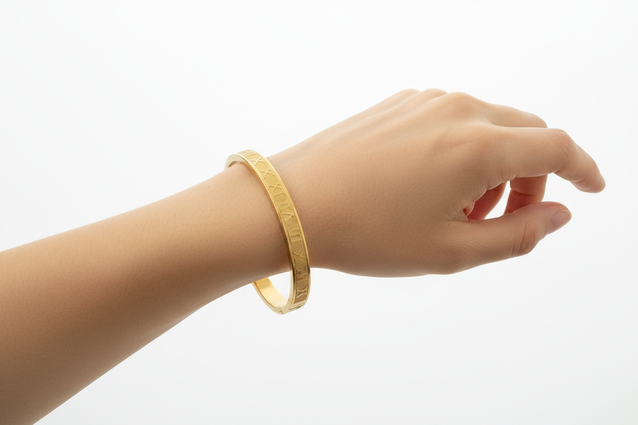 Bracelet Romain sur poignet vue 1