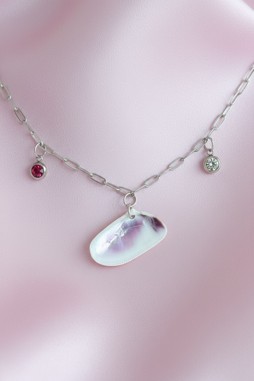 Collier complet fond fuchsia