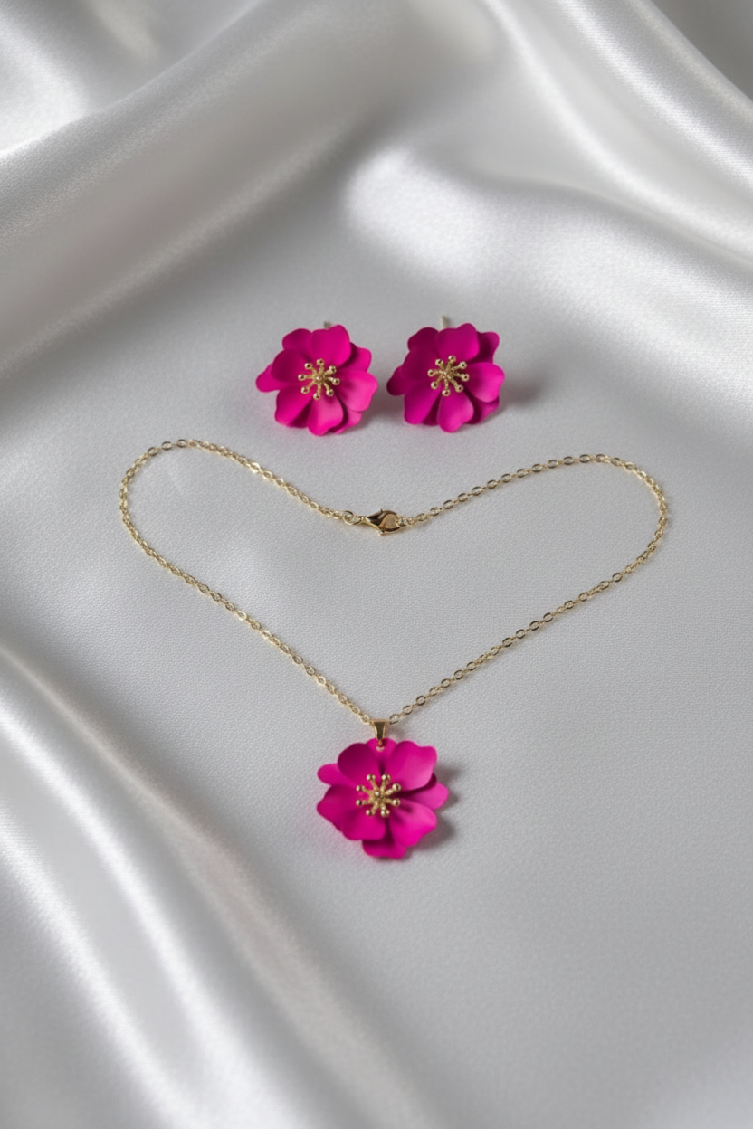 Parure fleur fuchsia – fond blanc satiné
