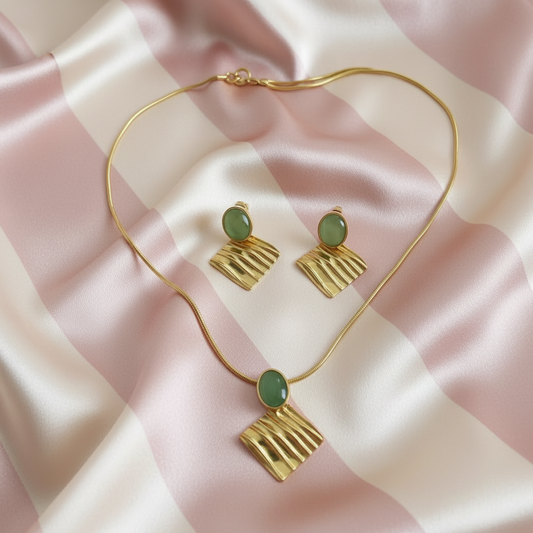 Parure Jade vue 1 rayures